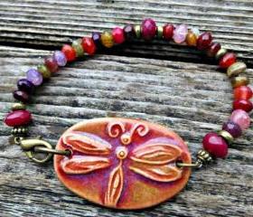 Dragonfly gemstone bracelet. Ceramic cuff, stone jewelry. Pink, purple, dragonfly, pendant, ceramic, gemstone, stone, quartz