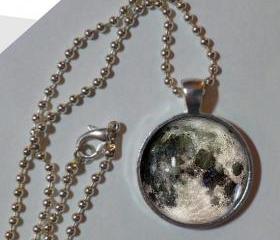 Full Moon Necklace Jewelry Pendant Necklace Moon Glass 1' Glass & Metal. moon Jewellery. Space. Orbit.
