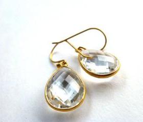 Fine jewelry. 24K Gold and large Quartz crystal clear. Gold earring. Clear diamond like stone, jewelry, Gold